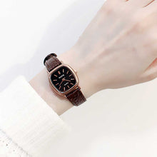 Load image into Gallery viewer, Simple leather Female Watch